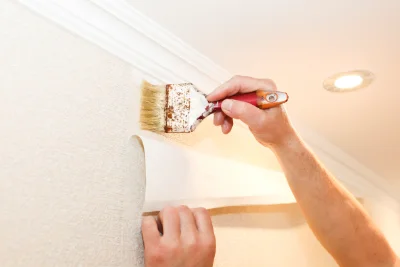 Pose de papier peint à Chef-Haut — revêtements muraux et toiles de verre